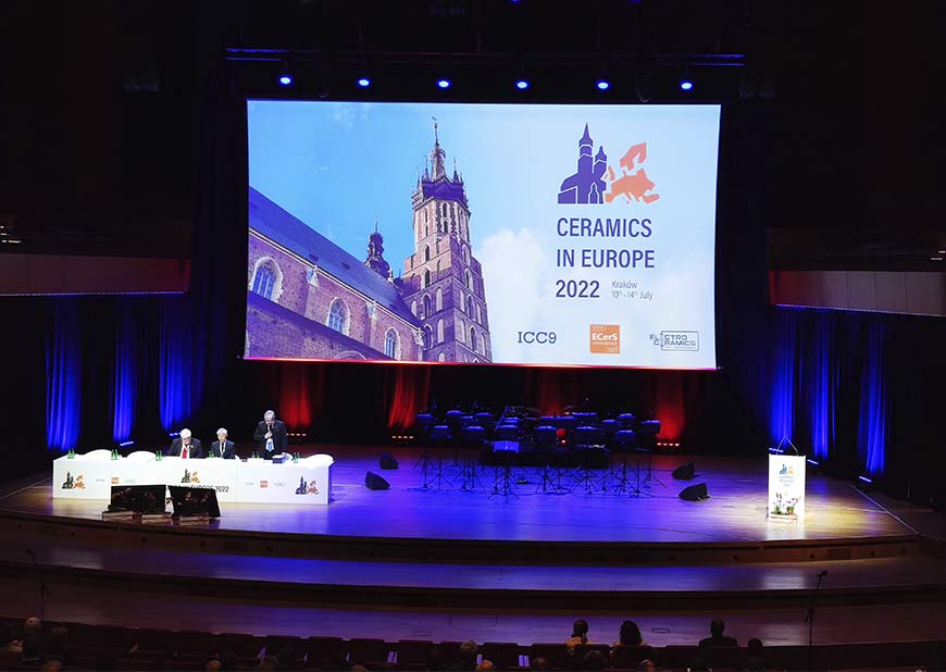 Project scientists present CEM-WAVE at Ceramics in Europe 2022